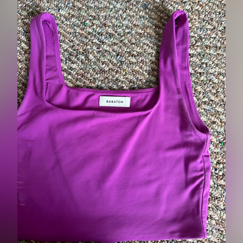Babaton Square-Neck purple crop tank